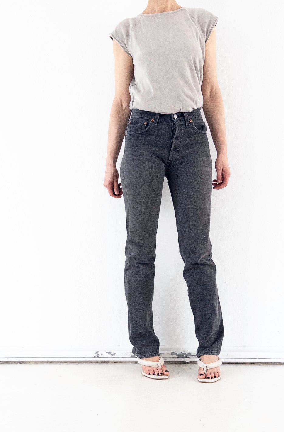W25 L34 Levis 501 90s Vintage Made in USA