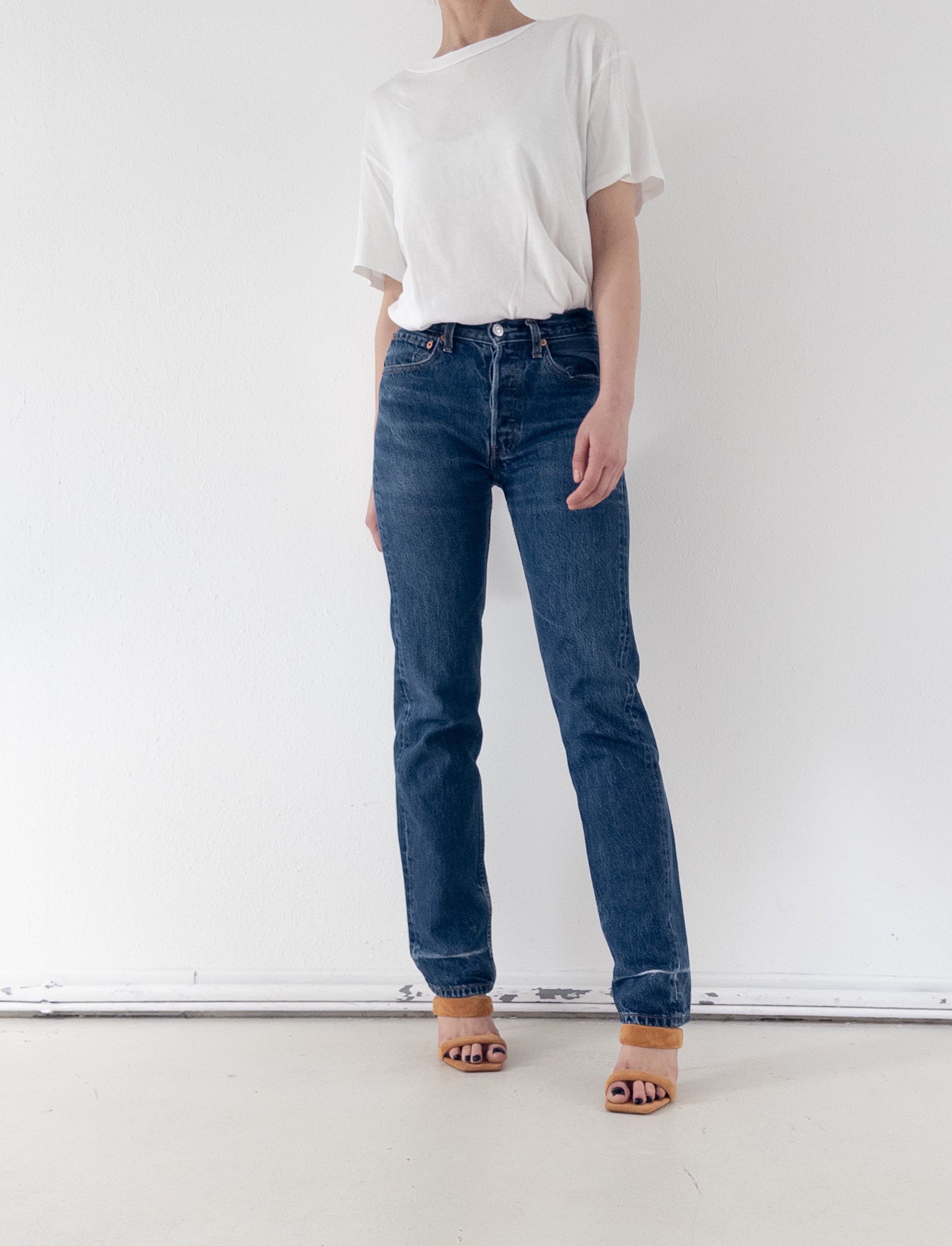 W26 Levis 501 90s Vintage