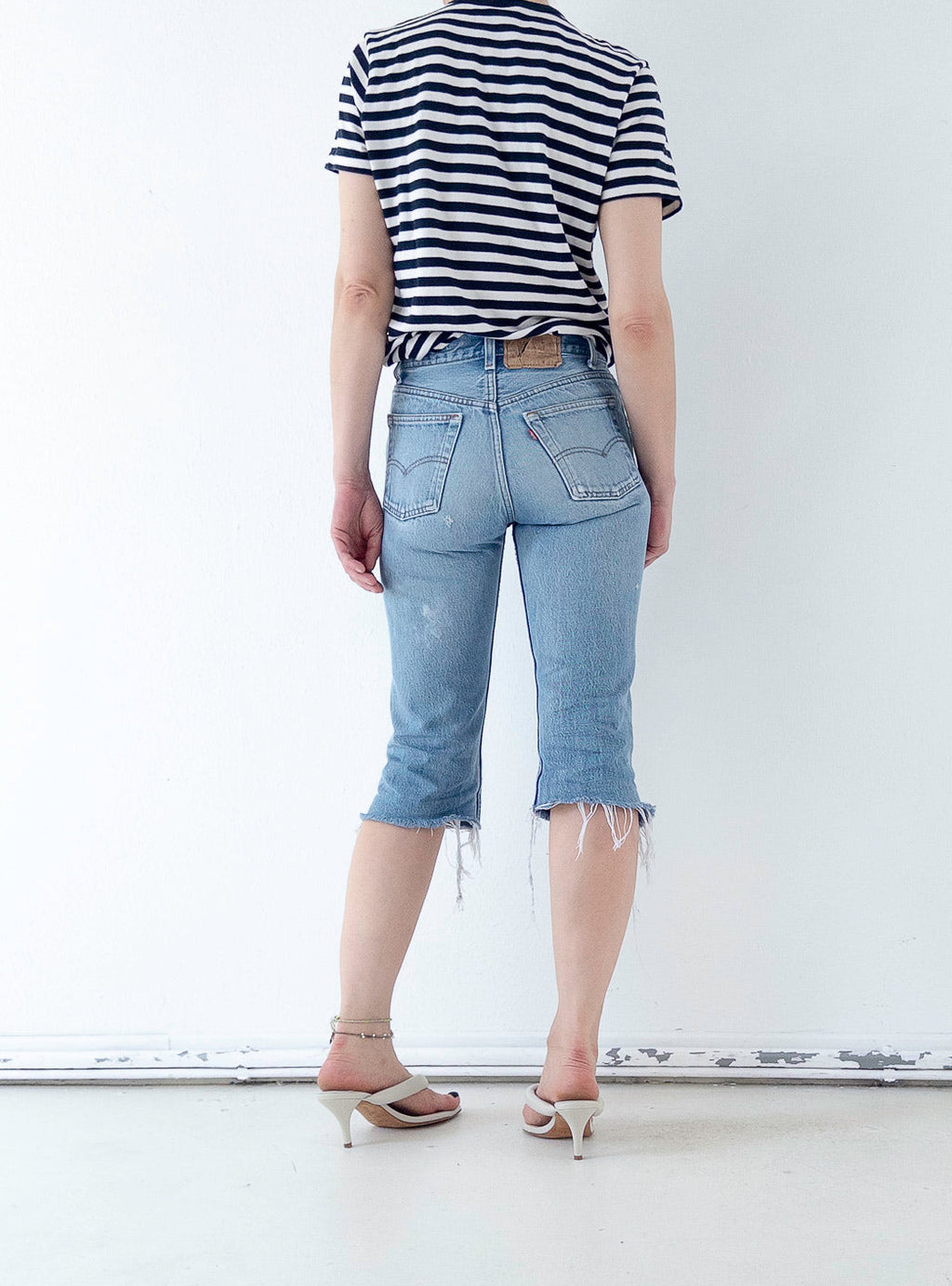 W25 -26 Levis 501 Shorts| Capri Cutoffs | 70s 80s Vintage Made in USA