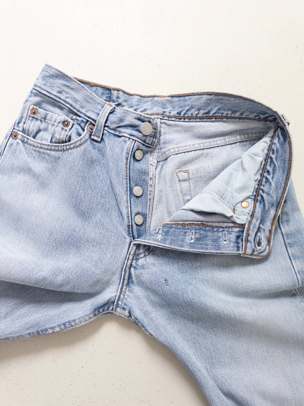 W26 L32 Levis 501 90s Vintage Made in UK