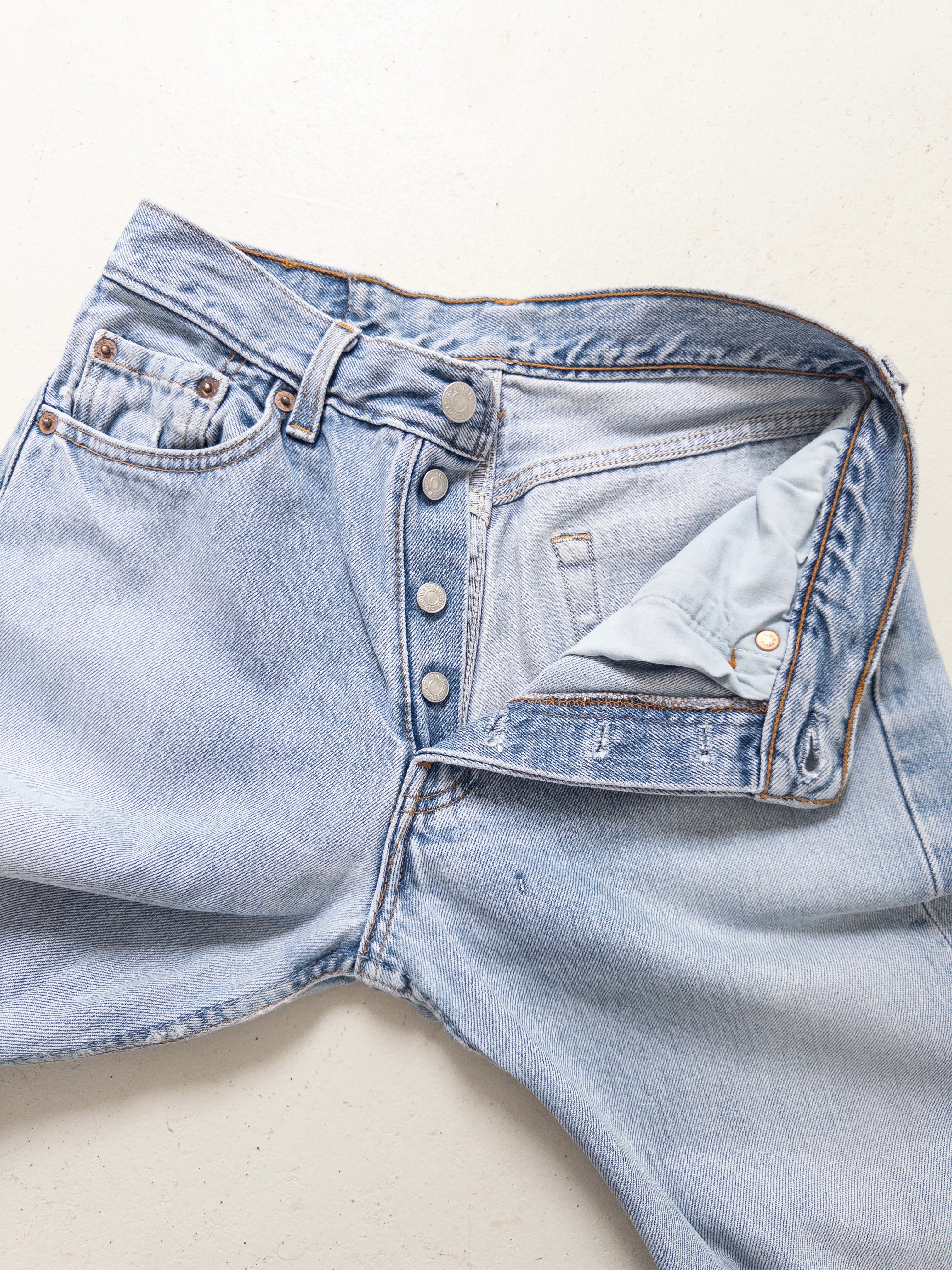 W26 L32 Levis 501 90s Vintage Made in UK
