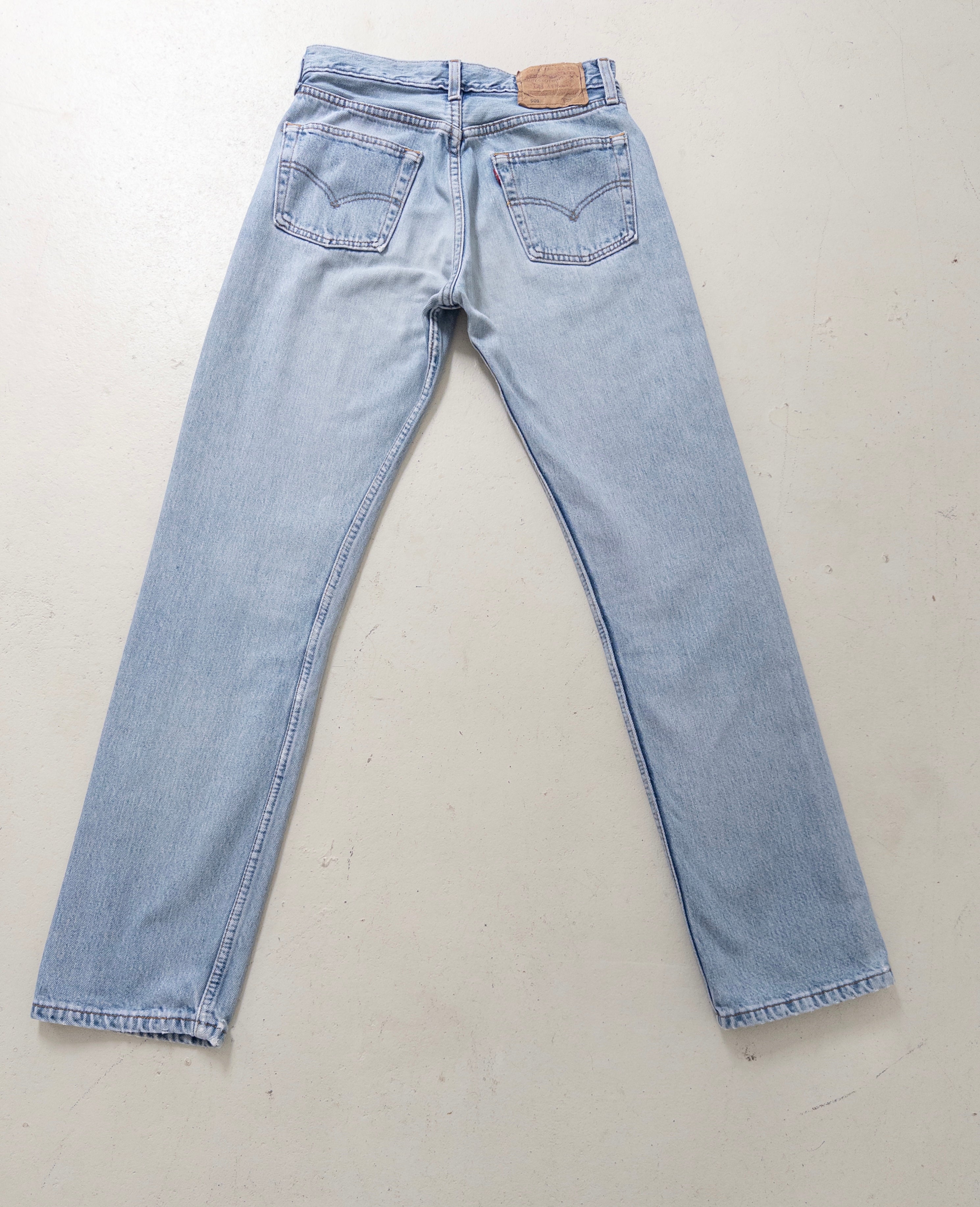 W26 L32 Levis 501 90s Vintage Made in UK