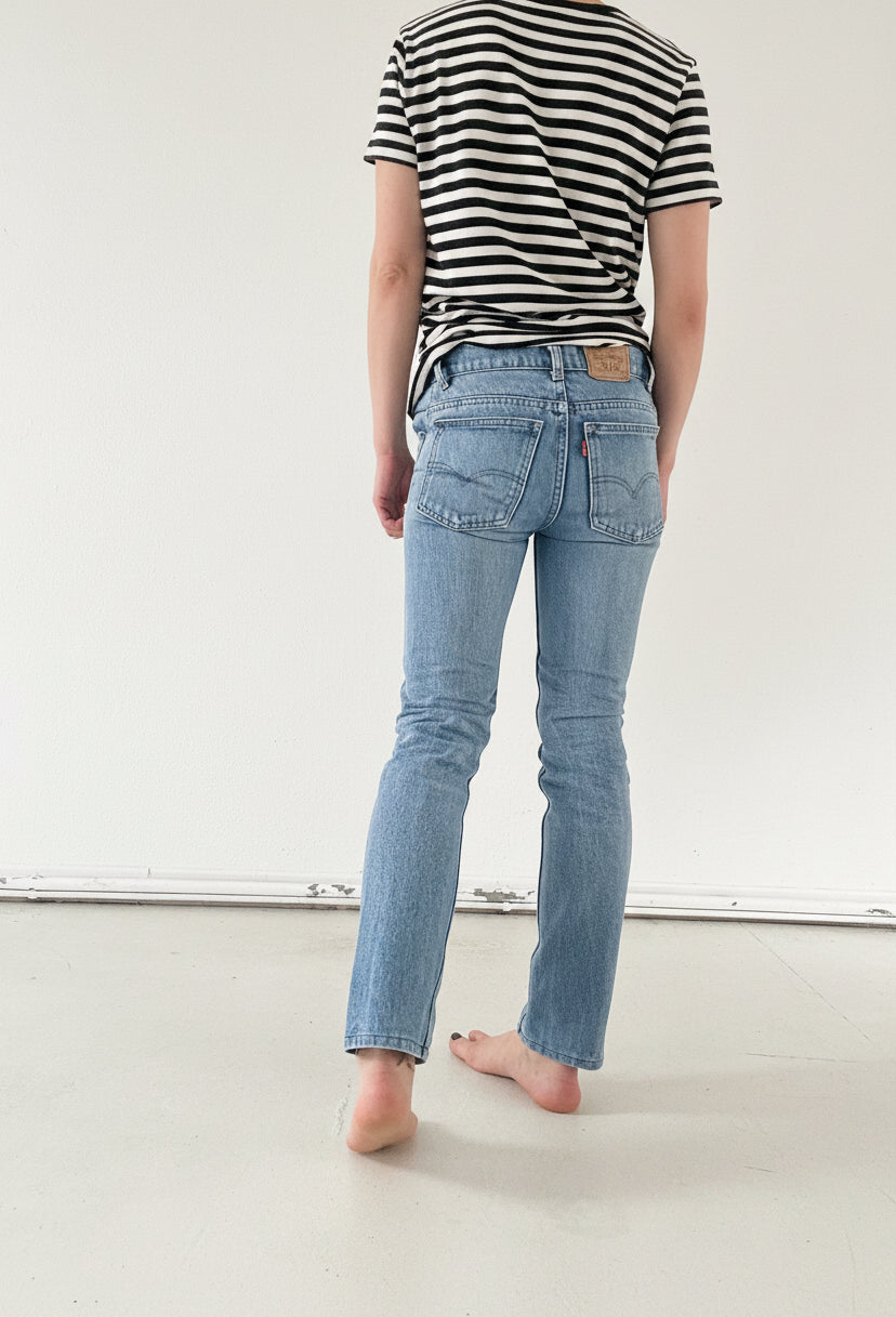 W24 L31 Levis 241 80s Vintage Made in Belgium