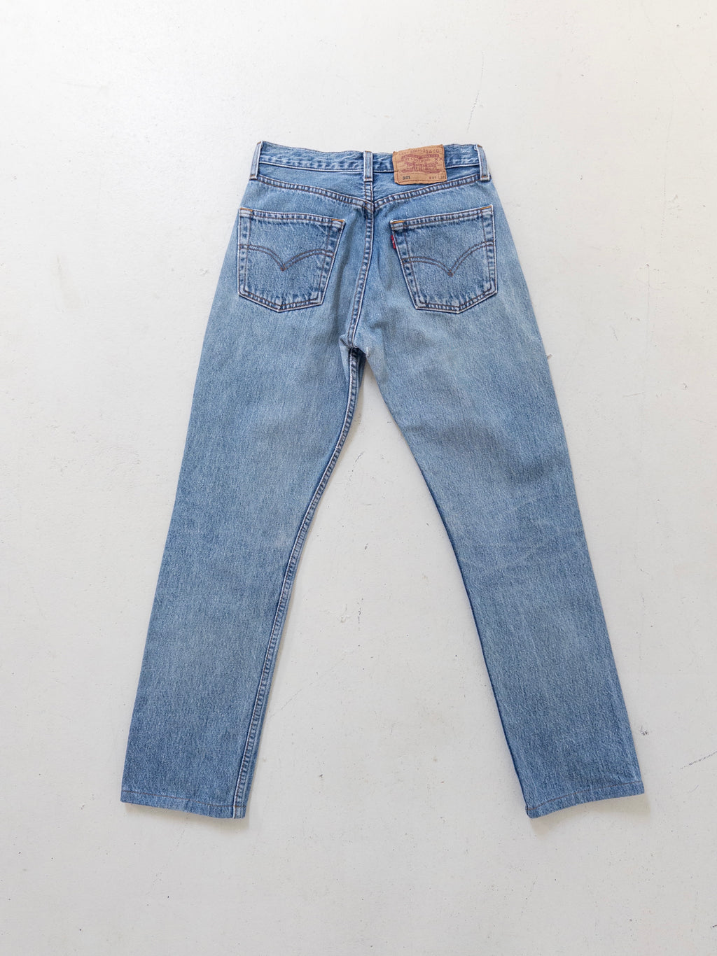Gr. 25 Levis 501 90s Vintage Made in Poland Reworked