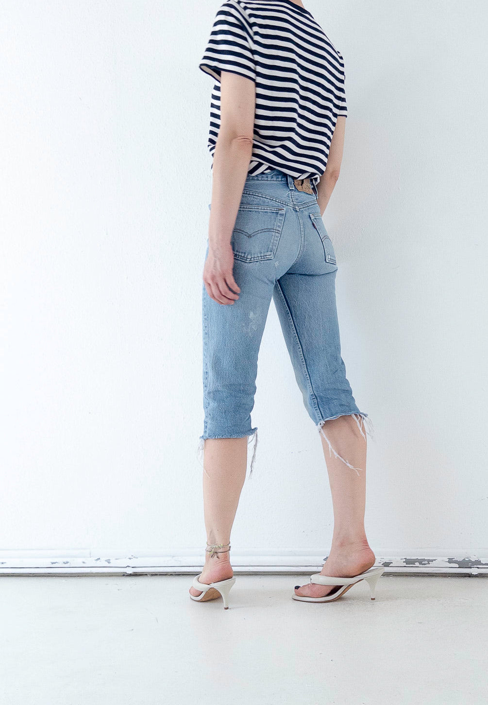 W25 -26 Levis 501 Shorts| Capri Cutoffs | 70s 80s Vintage Made in USA
