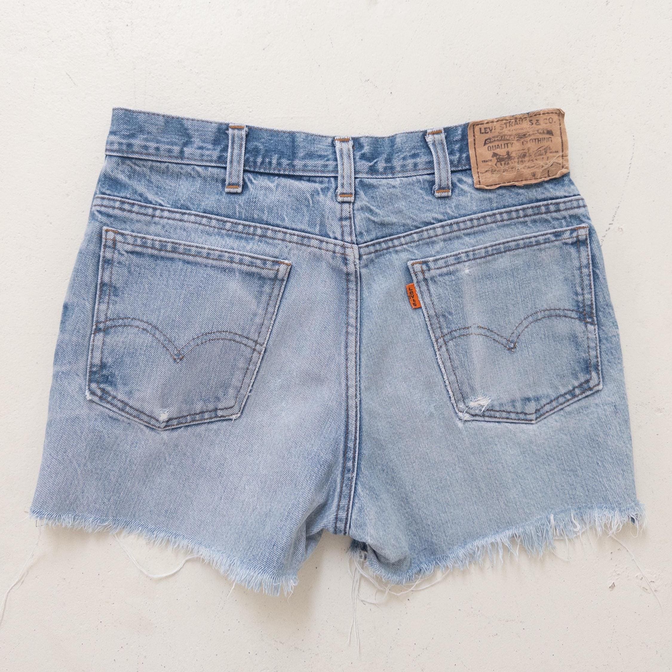 Gr. 30 Levis Shorts 80s Vintage Made in Belgium