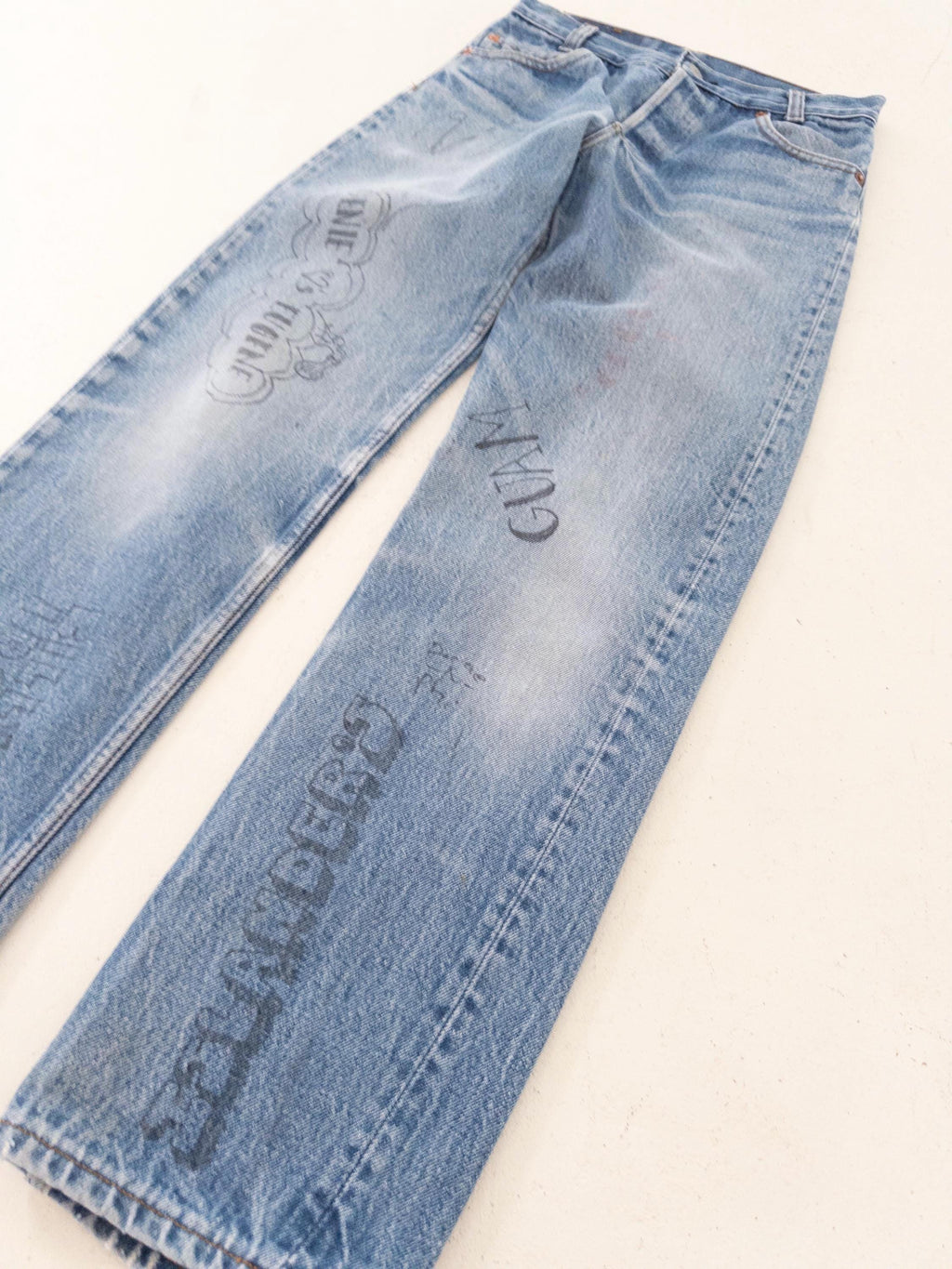 Gr. 24 80s Vintage Levis 701 Made in USA