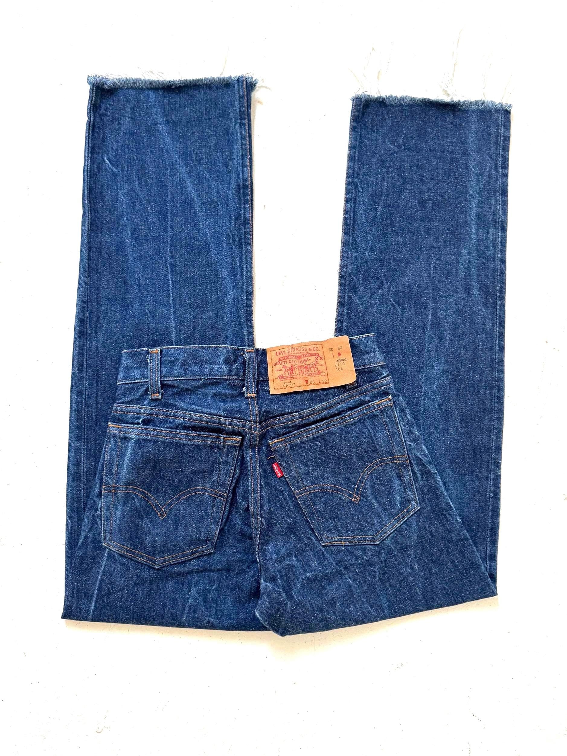 Gr. 22 - 23 Levis 701 Student 80s Vintage Made in USA