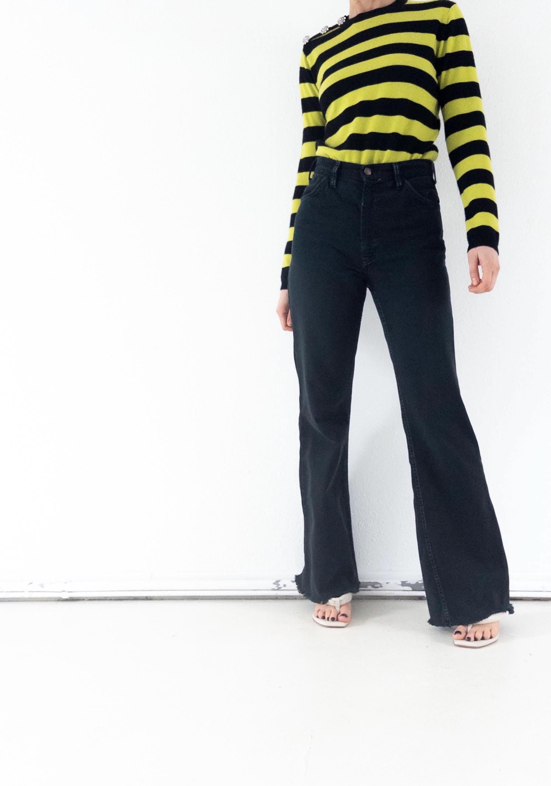 Gr. 28 BIG E 70s Vintage Levis Bellbottoms Made in Belgium