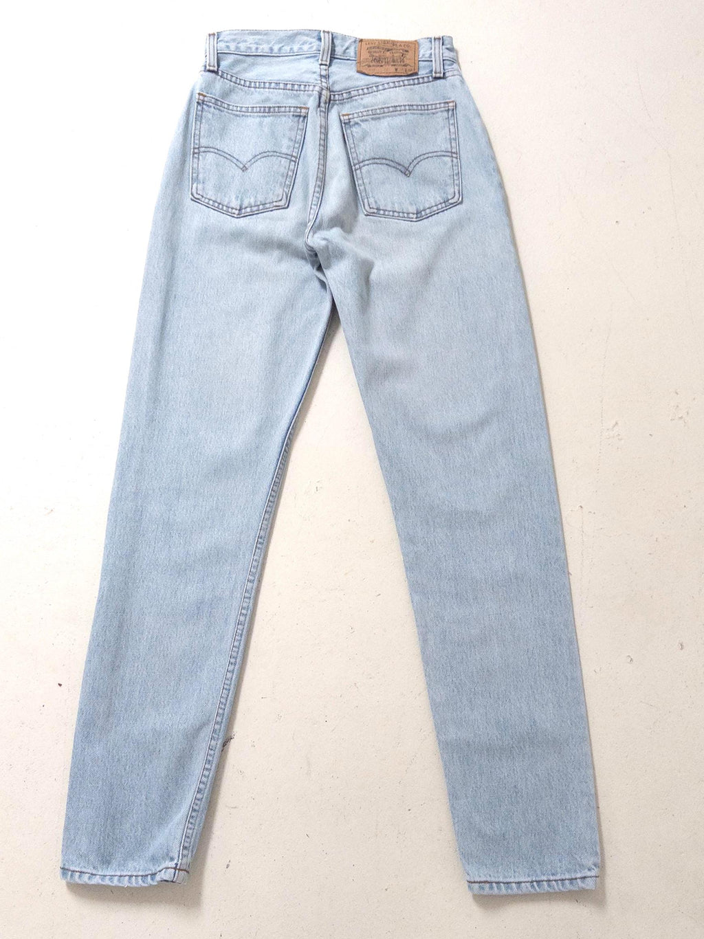 Levis 811 Jeans W25/26 L33 90s Vintage Light Wash Orange Tab Slim Straight Leg Denim