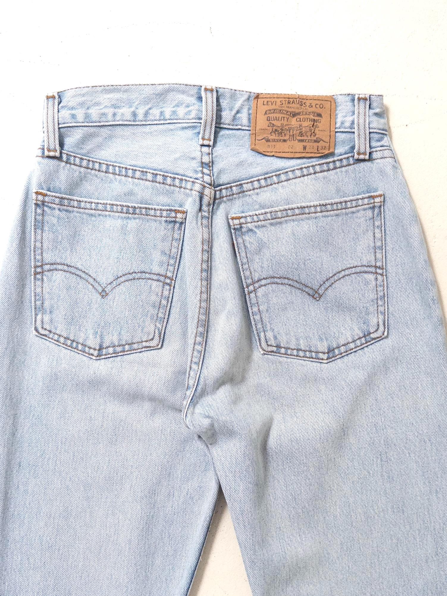 Levis 811 Jeans W25/26 L33 90s Vintage Light Wash Orange Tab Slim Straight Leg Denim