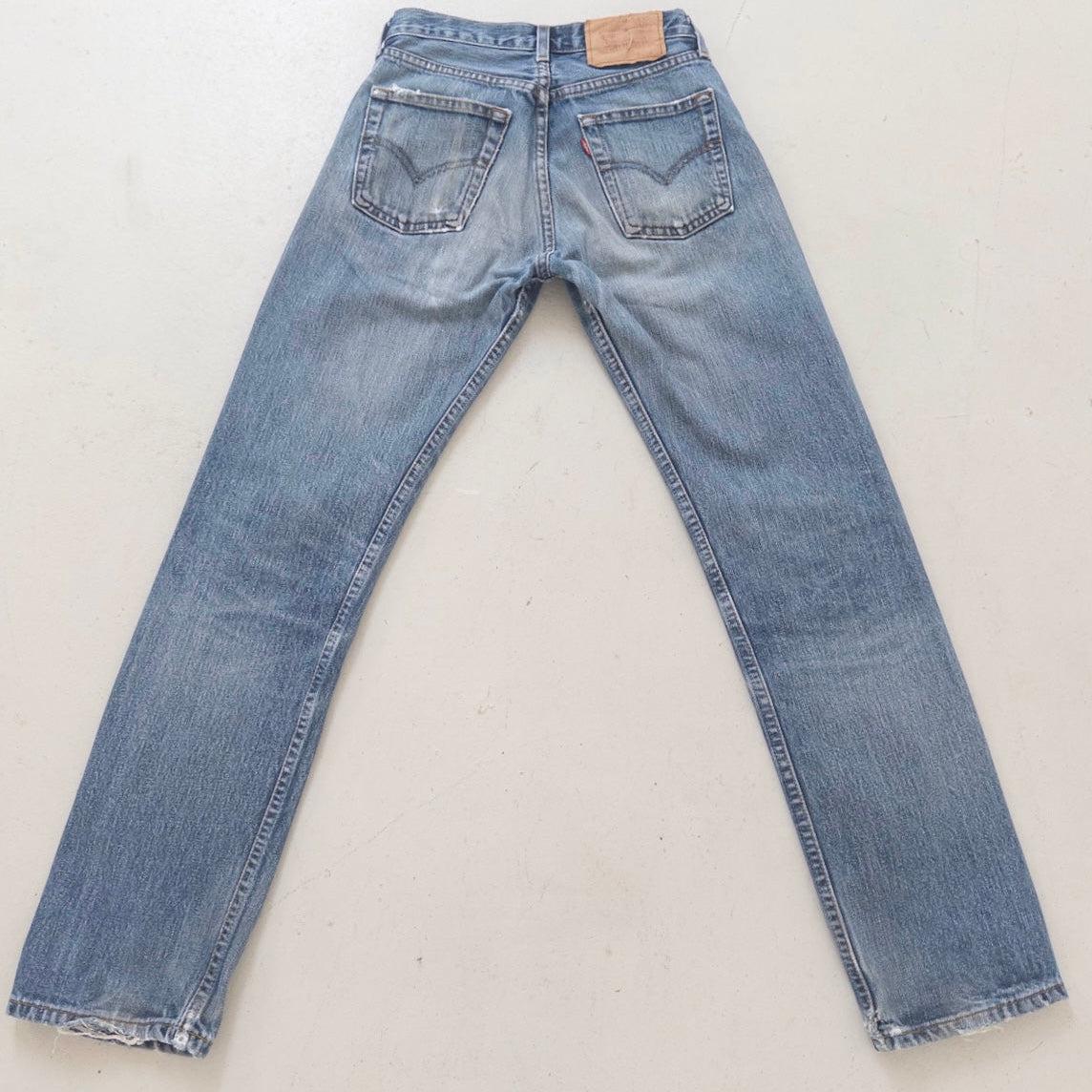 W25 L30 Levis 505 90s Vintage Made in Italy