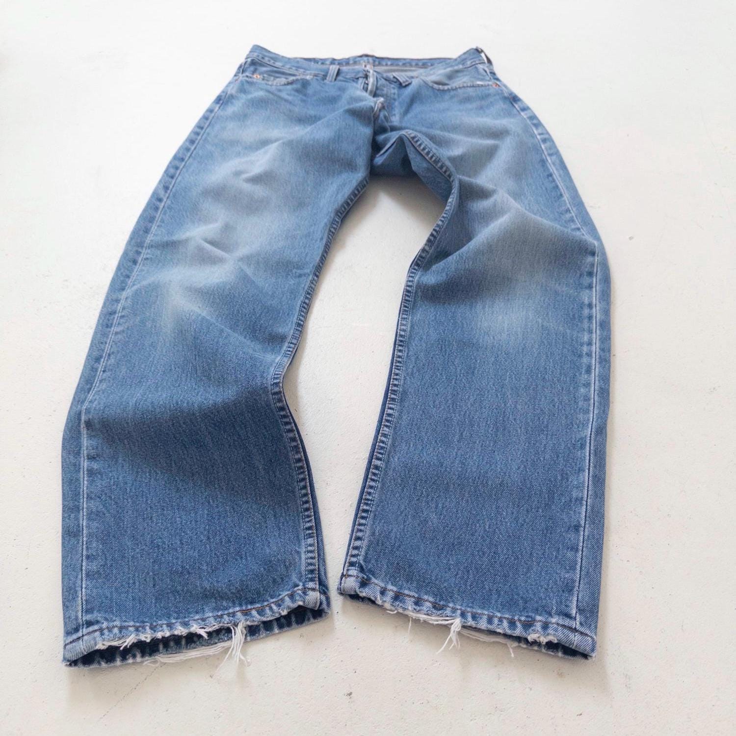 Vintage Levis 517 Jeans W30 W31 | 90s High Waist Denim | Made in UK | Red Tab | Button Fly
