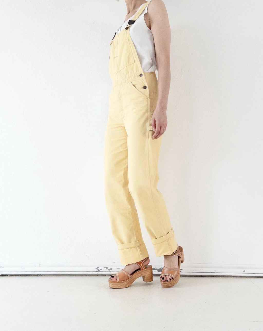 Vintage Levis Latzhose 1979 Made in UK XS W25 | Carpenter Dungarees | White Tab Overall Workwear | 70s Yellow Denim