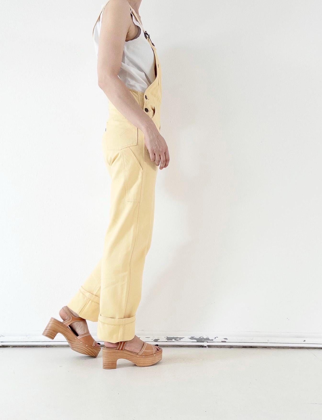 Vintage Levis Latzhose 1979 Made in UK XS W25 | Carpenter Dungarees | White Tab Overall Workwear | 70s Yellow Denim