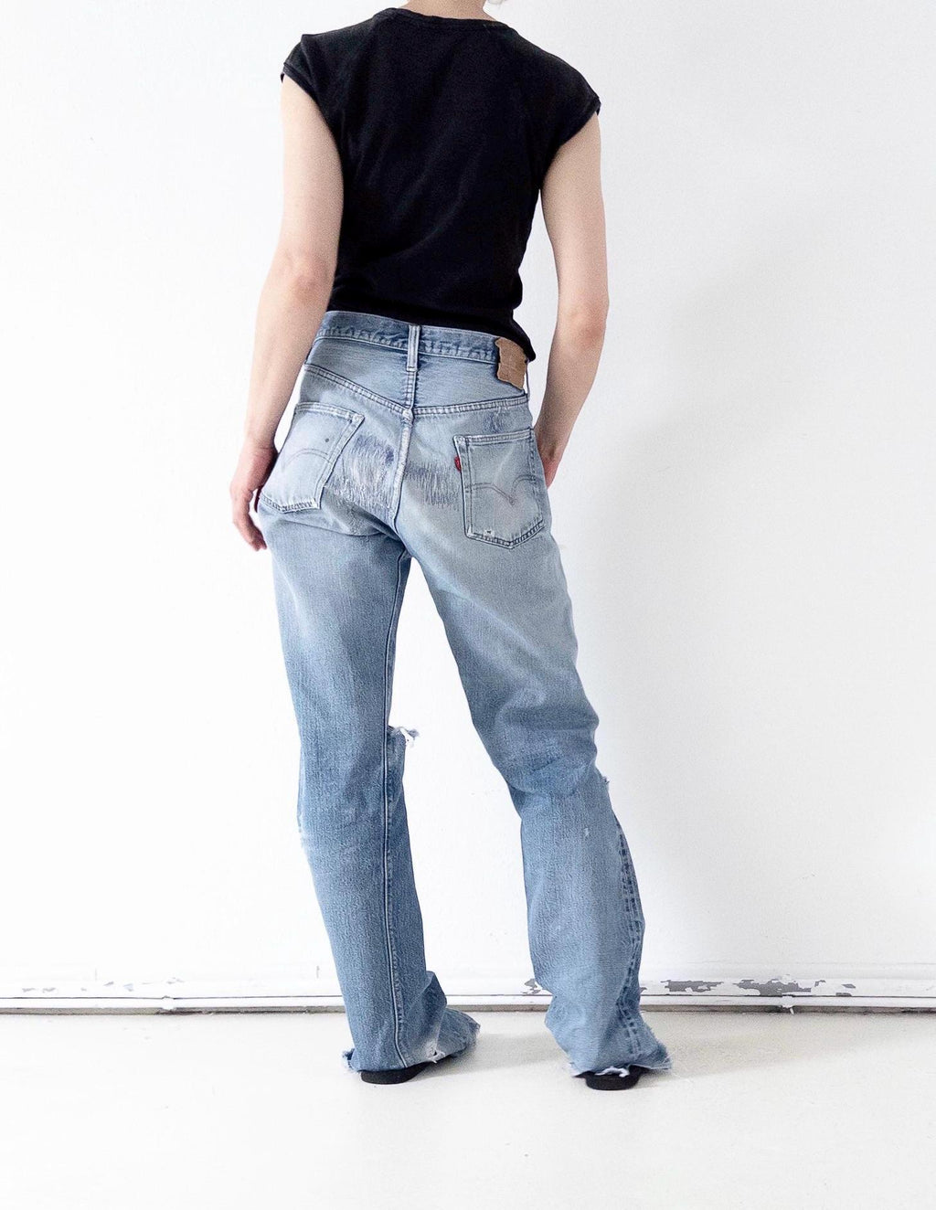 Vintage Levis 501 Selvedge Redline W33 L38 | 1978 Made in USA | Patched Distressed Jeans | Single Stitch, Button 6 | 70s Collectible Denim