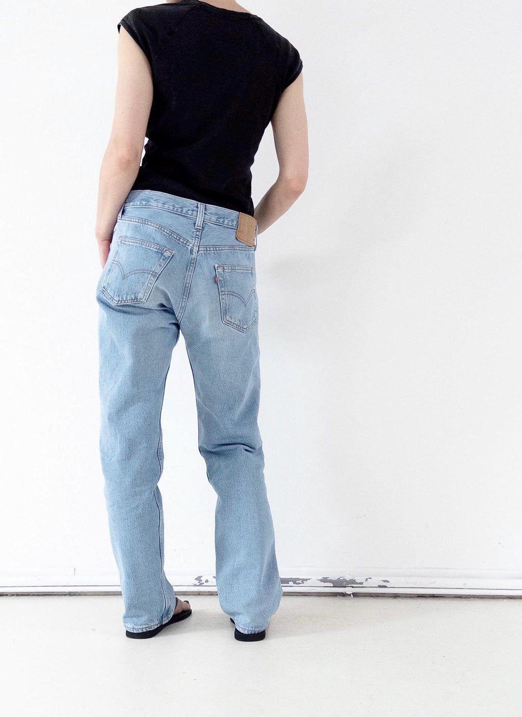 Vintage Levis 501 | W31/32 L33 | Made in USA 1997 | Paint‑Splattered Denim | 90s Boyfriend Jeans