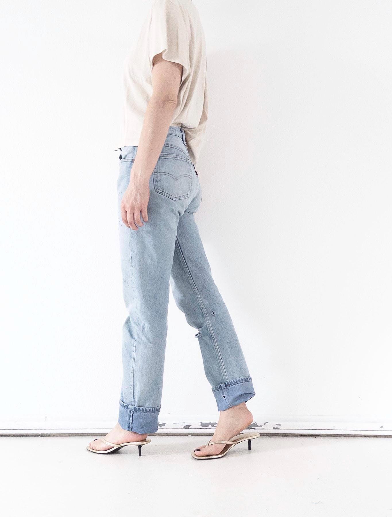 Vintage Levis 501 W28 L35 80s Denim Made in USA Distressed Faded Light Blue Jeans 1987