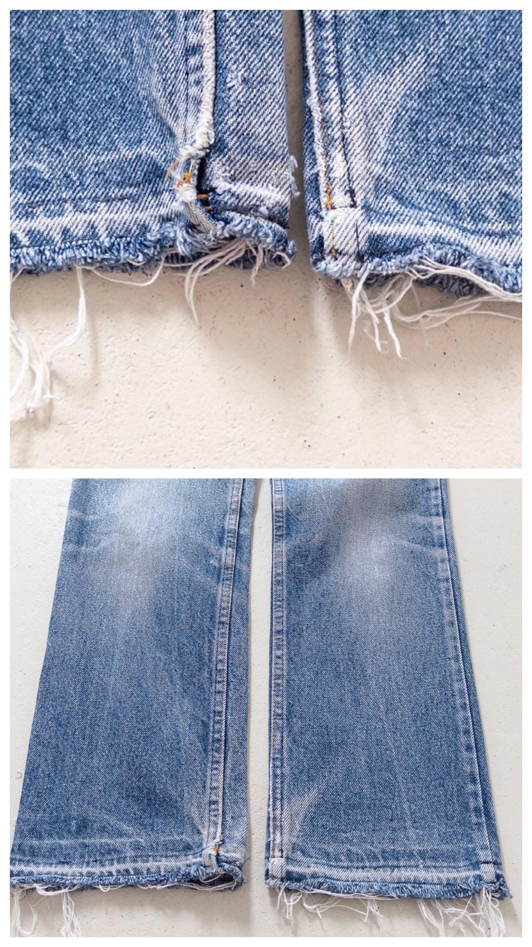 Nahaufnahme Hosenbeinsaum mit Released Hem Optik & Kantenabnutzung der Vintage Levis 718