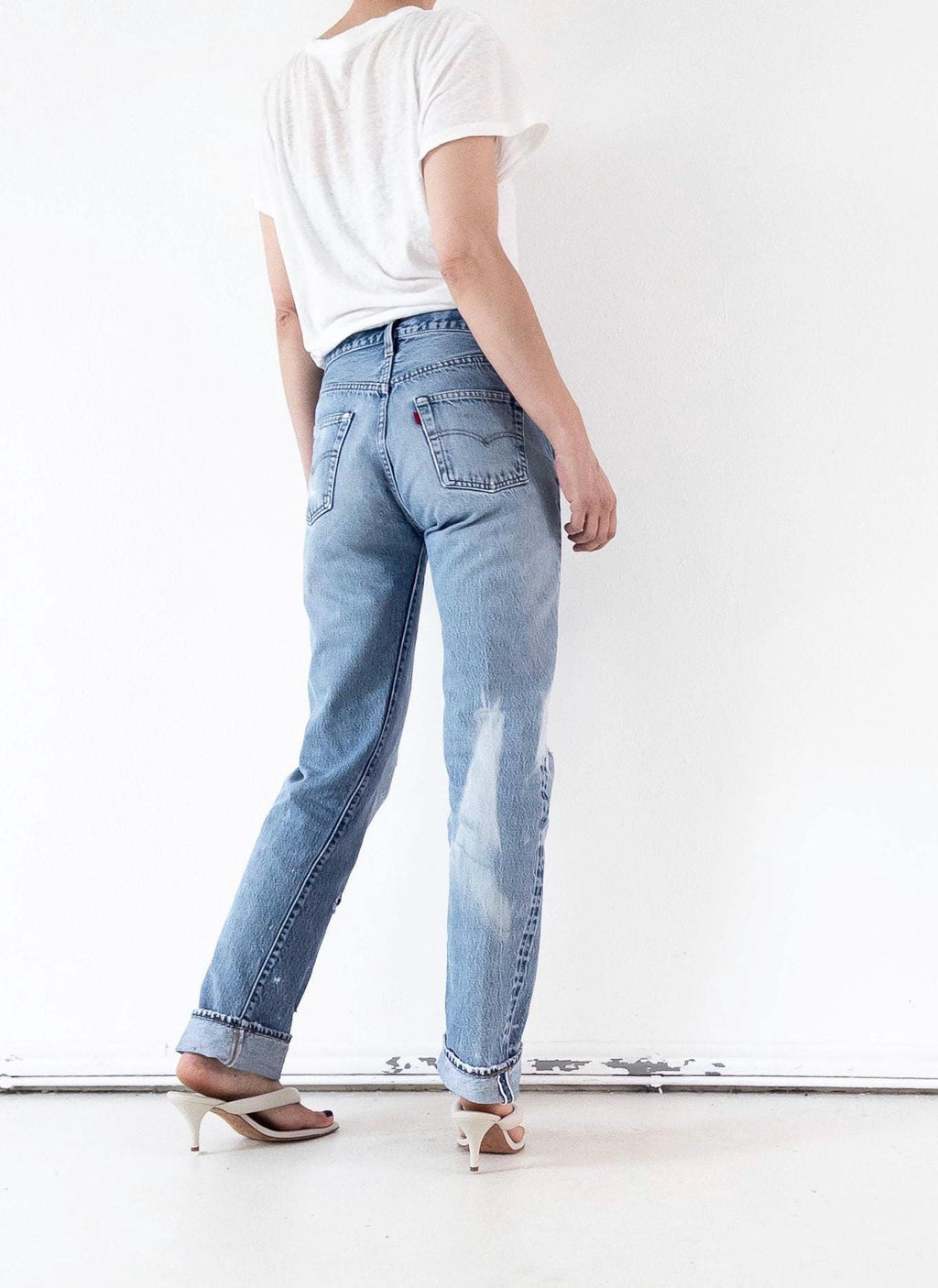 Levis 501 Selvedge Redline Jeans W28-29 L36 80s Vintage Made in USA Distressed Faded Mid Blue Denim 1982