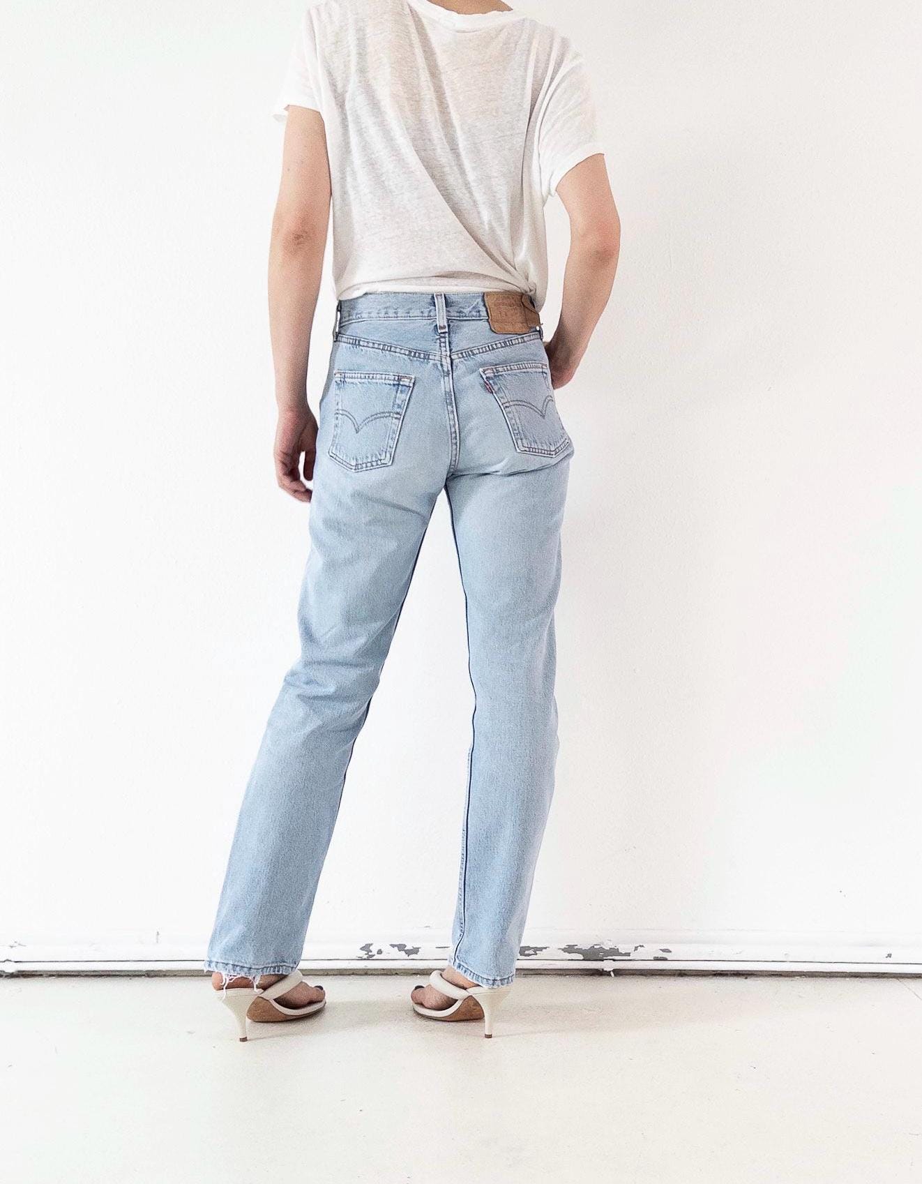 Levis 501 Jeans W28-29 L33 90s Vintage Made in USA Light Blue 501 Denim 1997