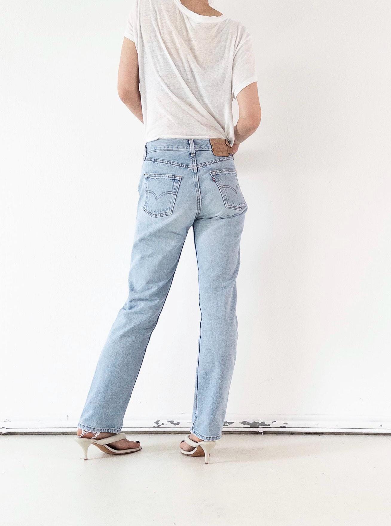 Levis 501 Jeans W28-29 L33 90s Vintage Made in USA Light Blue 501 Denim 1997
