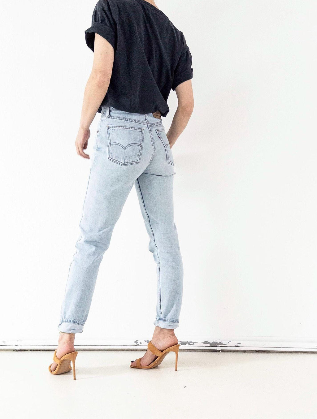 Levis 811 Jeans W25/26 L33 90s Vintage Light Wash Orange Tab Slim Straight Leg Denim