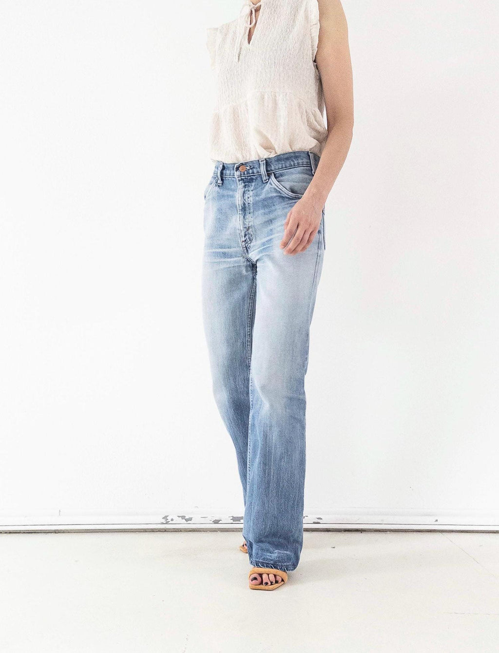 Levis Jeans W28 W29 L35 Orange Tab 70s Vintage Made in Belgium Fade Light Blue Distressed Denim 1978