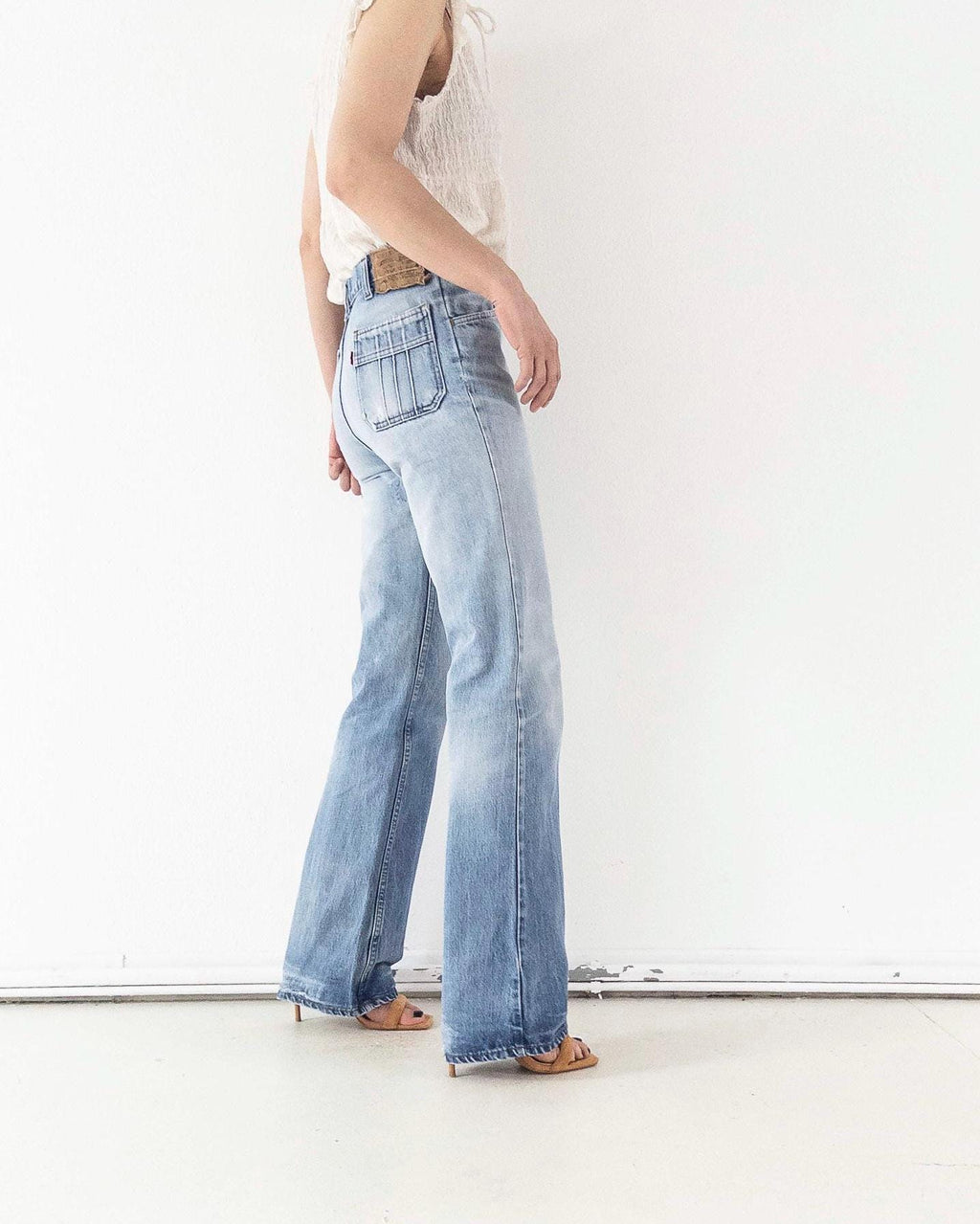 Levis Jeans W28 W29 L35 Orange Tab 70s Vintage Made in Belgium Fade Light Blue Distressed Denim 1978