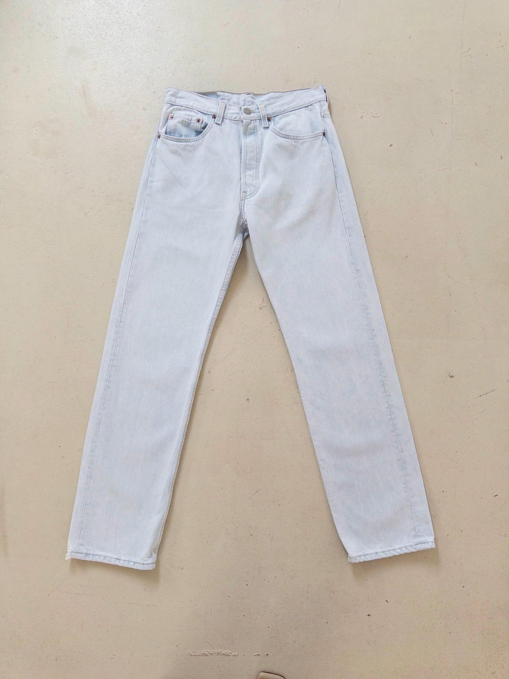 Levis 501 Jeans W28 L32 Made in USA 1994 Light Wash Iceblue Denim 90s Vintage