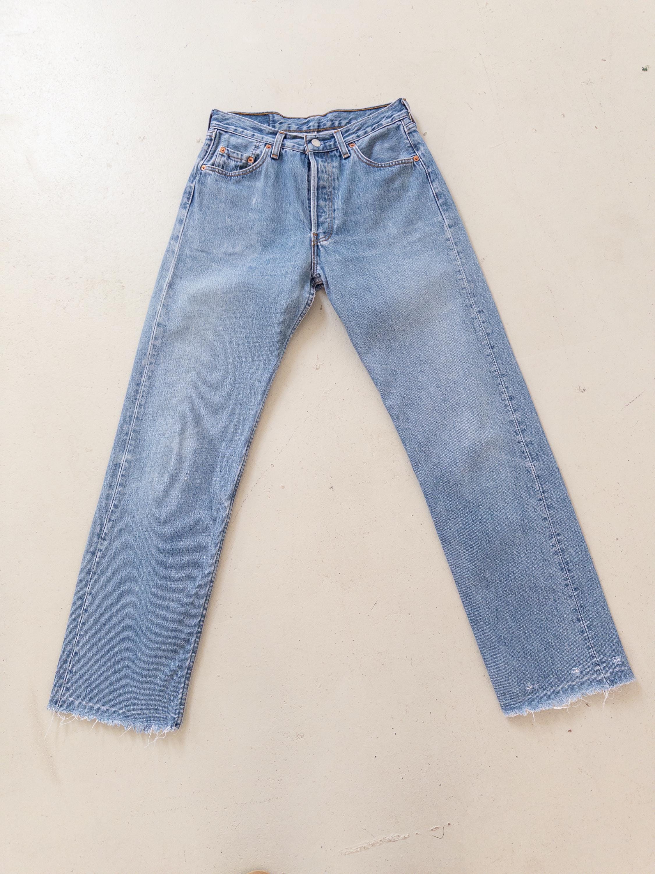Levis 501 Jeans W28 L33 90s Vintage Made in UK Light Blue Denim 1994