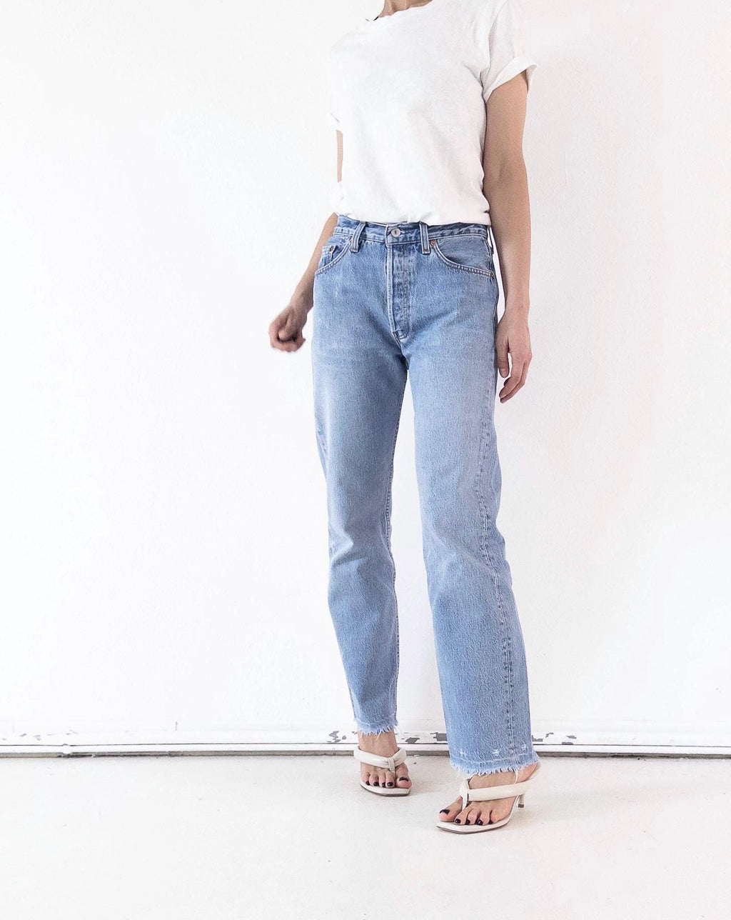 Levis 501 Jeans W28 L33 90s Vintage Made in UK Light Blue Denim 1994