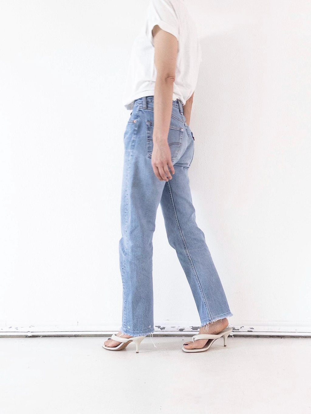 Levis 501 Jeans W28 L33 90s Vintage Made in UK Light Blue Denim 1994