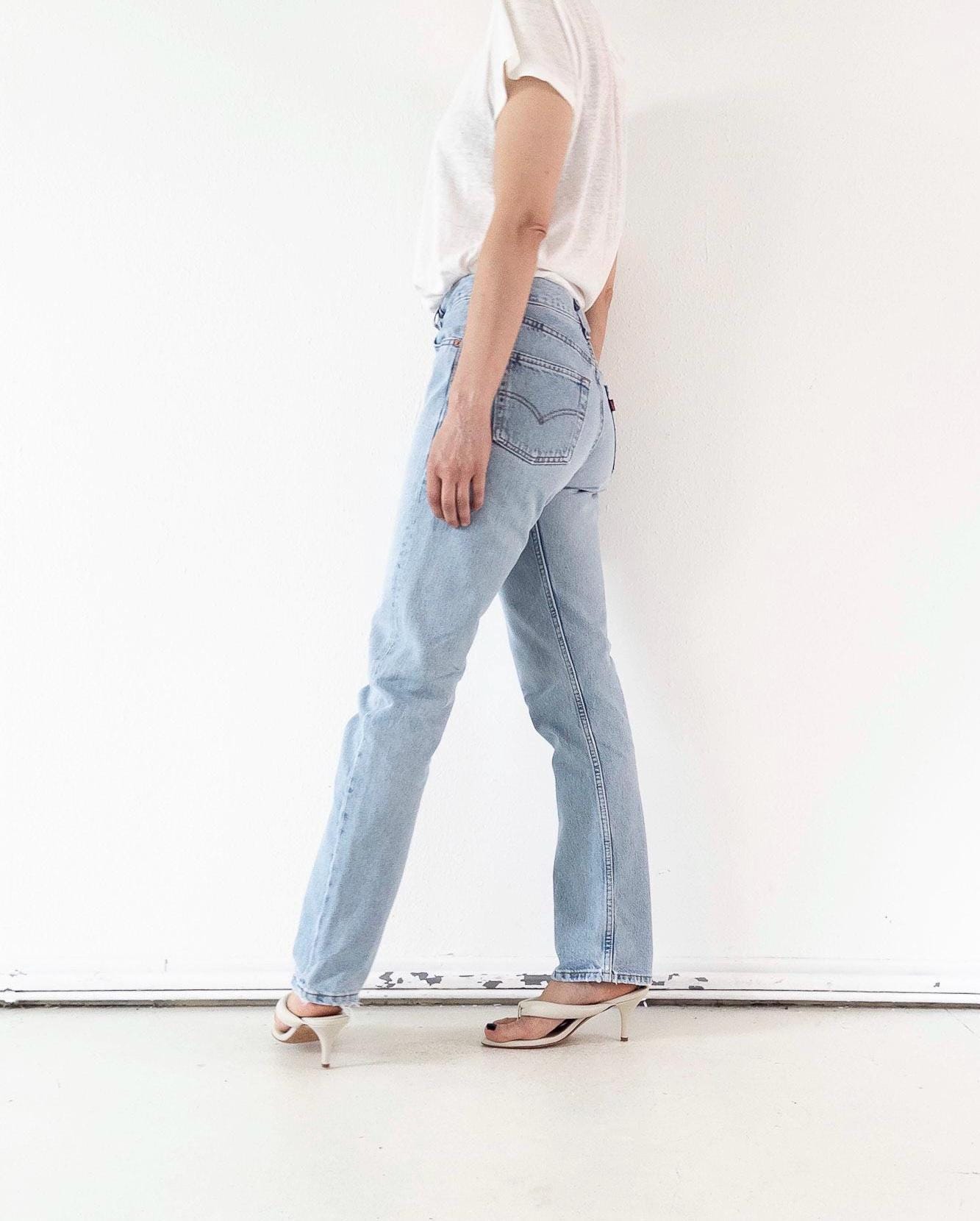 Levis 501 Jeans W28-29 L33 90s Vintage Made in USA Light Blue 501 Denim 1997