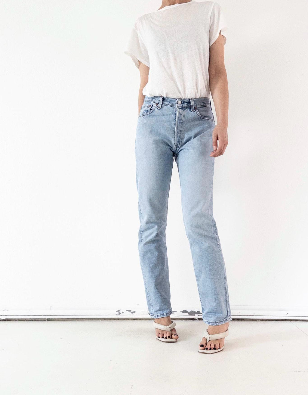 Levis 501 Jeans W28-29 L33 90s Vintage Made in USA Light Blue 501 Denim 1997