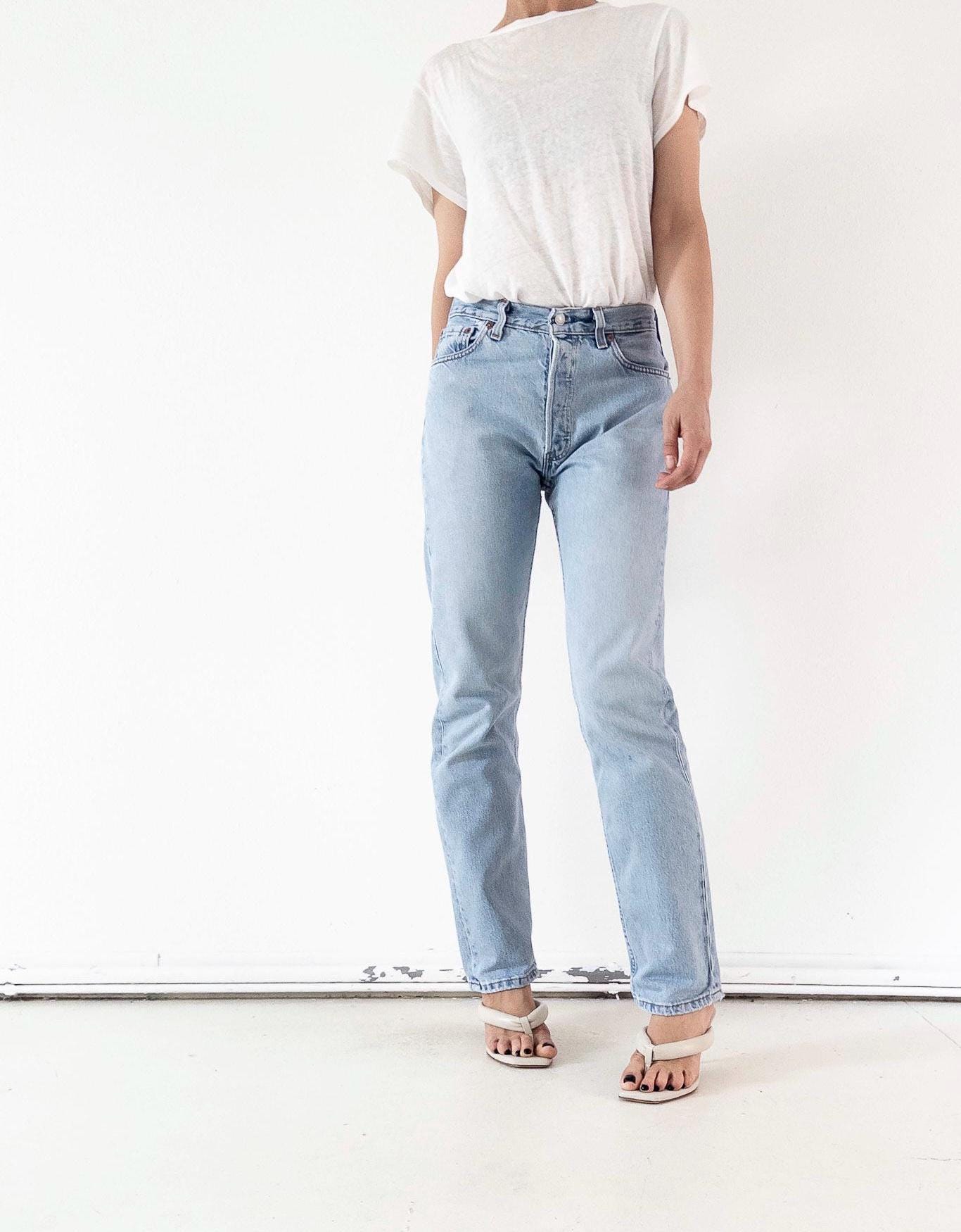 Levis 501 Jeans W28-29 L33 90s Vintage Made in USA Light Blue 501 Denim 1997
