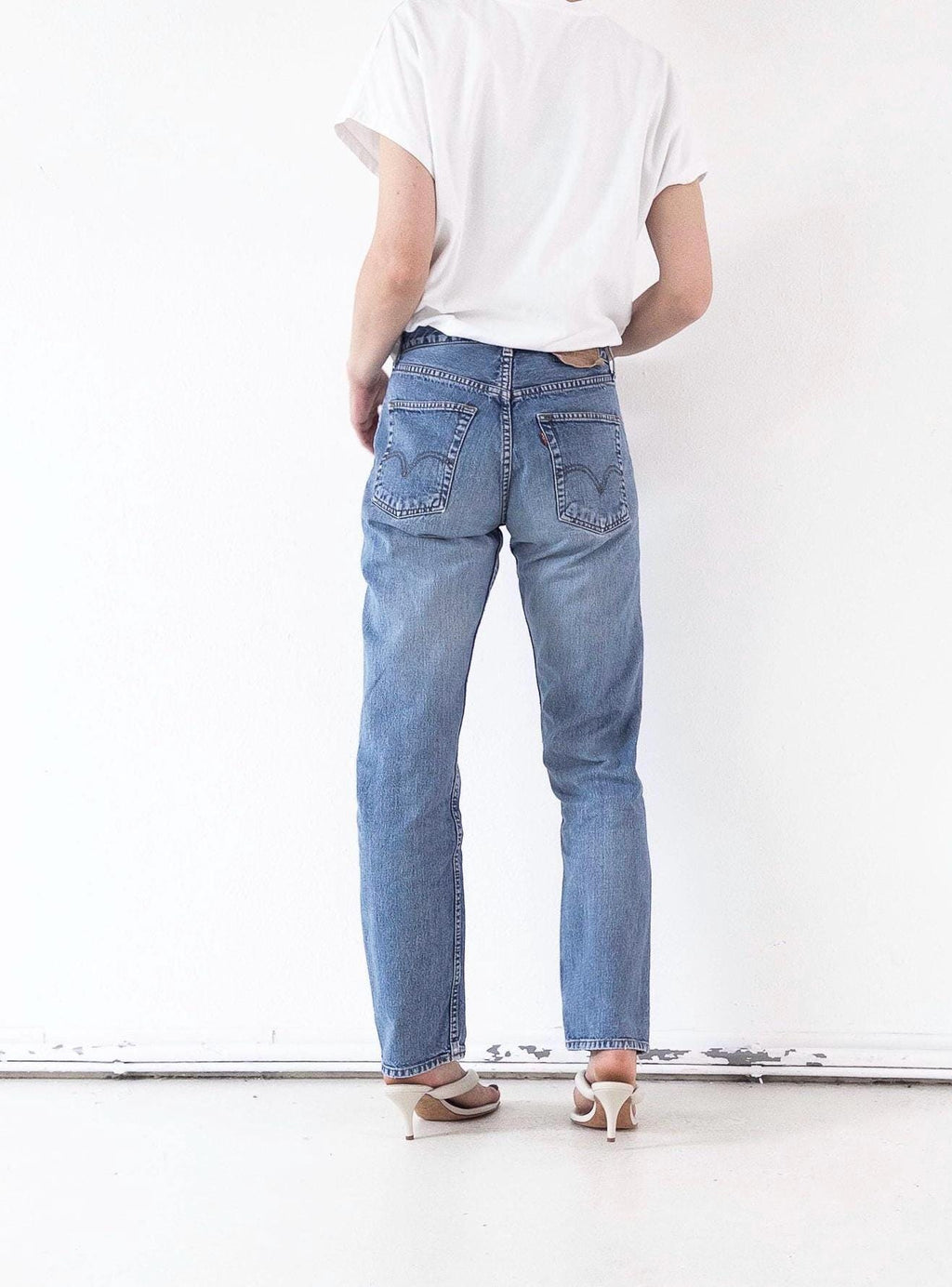 Levis 517 Jeans W26 90s Vintage Mid Blue Button Fly Distressed Denim 1994