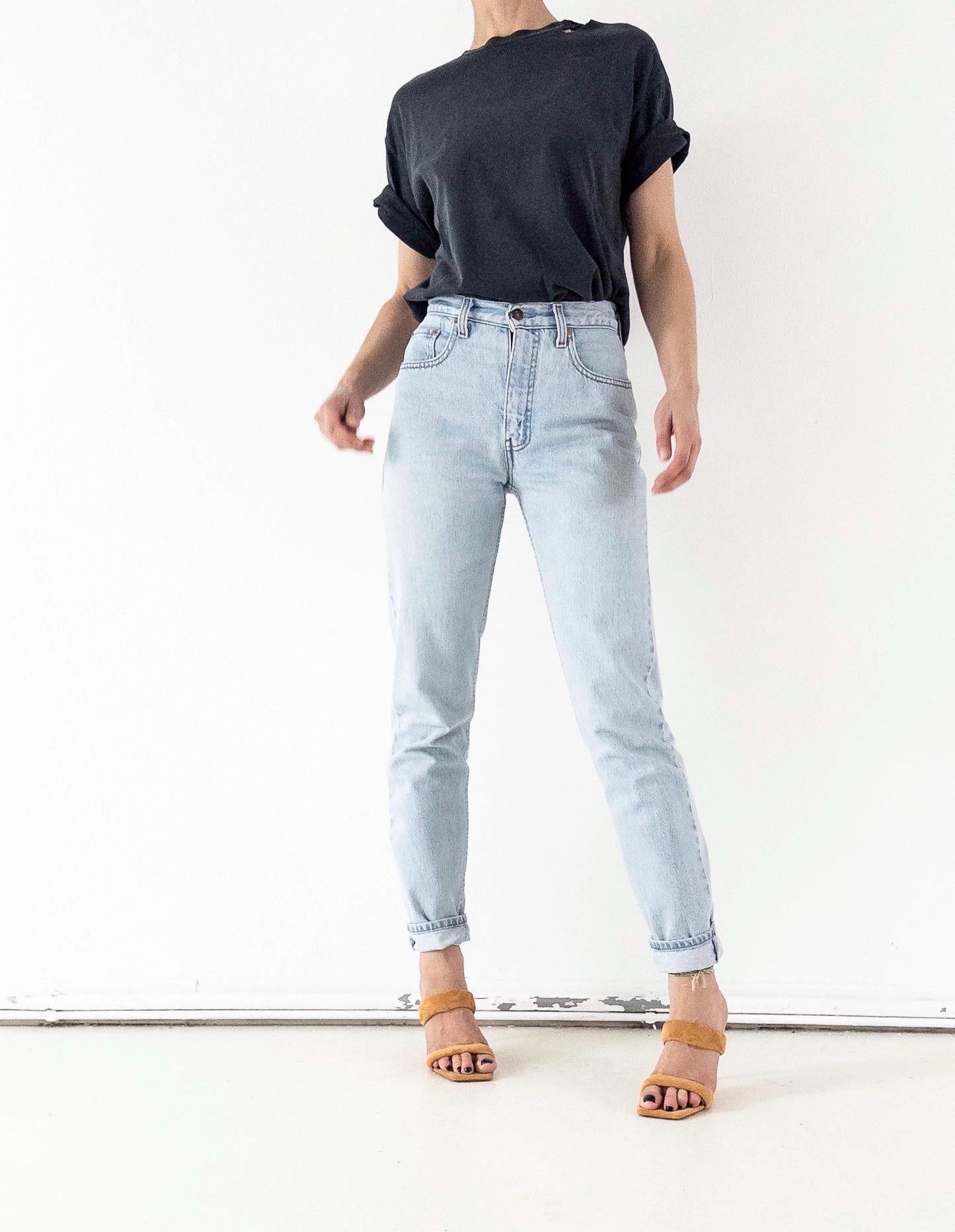 Levis 811 Jeans W25/26 L33 90s Vintage Light Wash Orange Tab Slim Straight Leg Denim