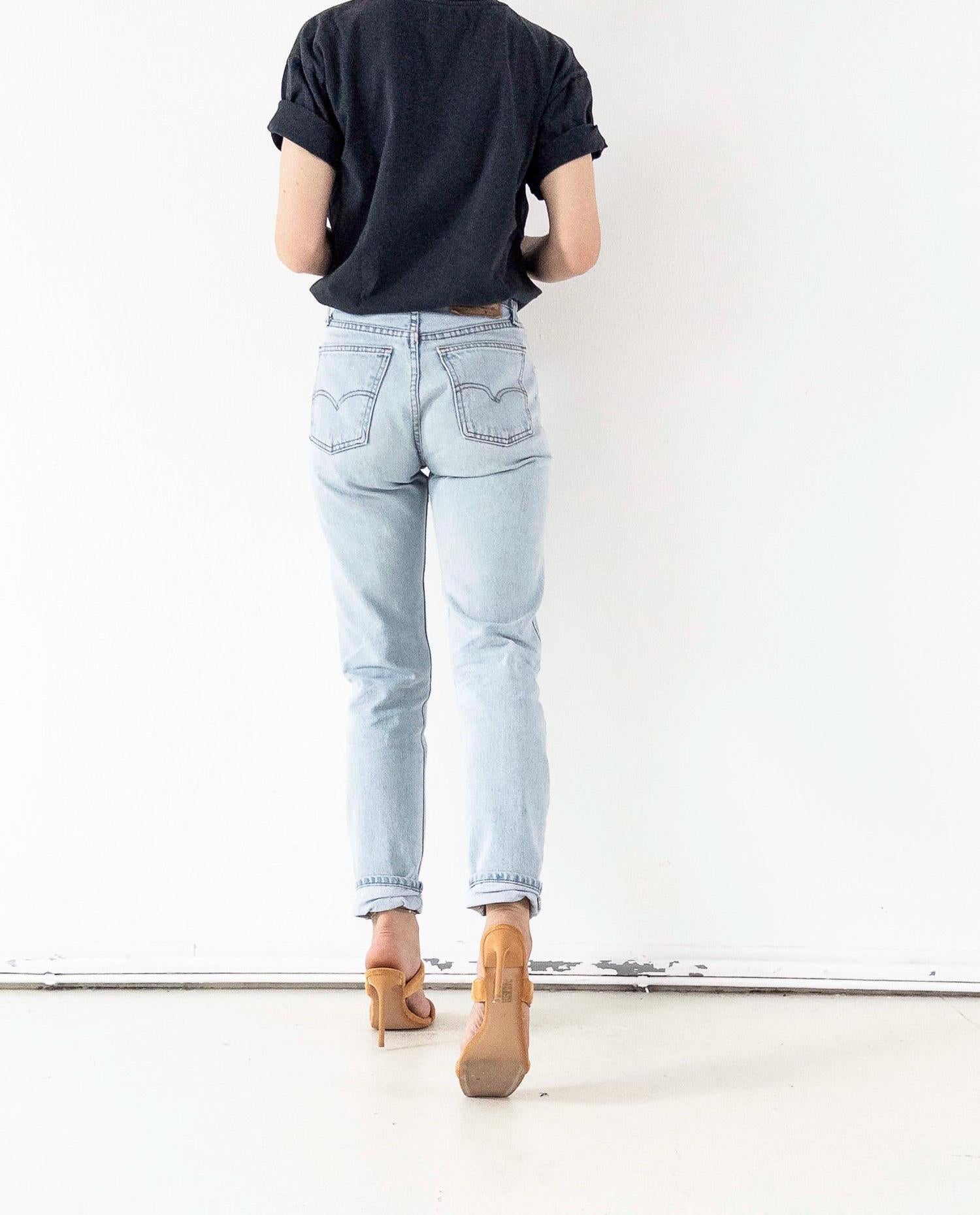 Levis 811 Jeans W25/26 L33 90s Vintage Light Wash Orange Tab Slim Straight Leg Denim