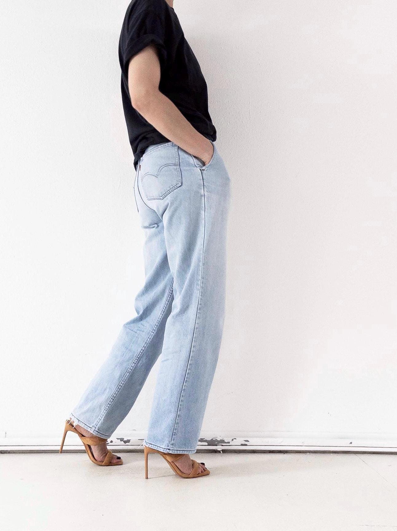 Levis Jeans W28 W29 L33 Orange Tab Pleated Wide Leg Made in USA Faded Light Blue High Waist Denim Slacks