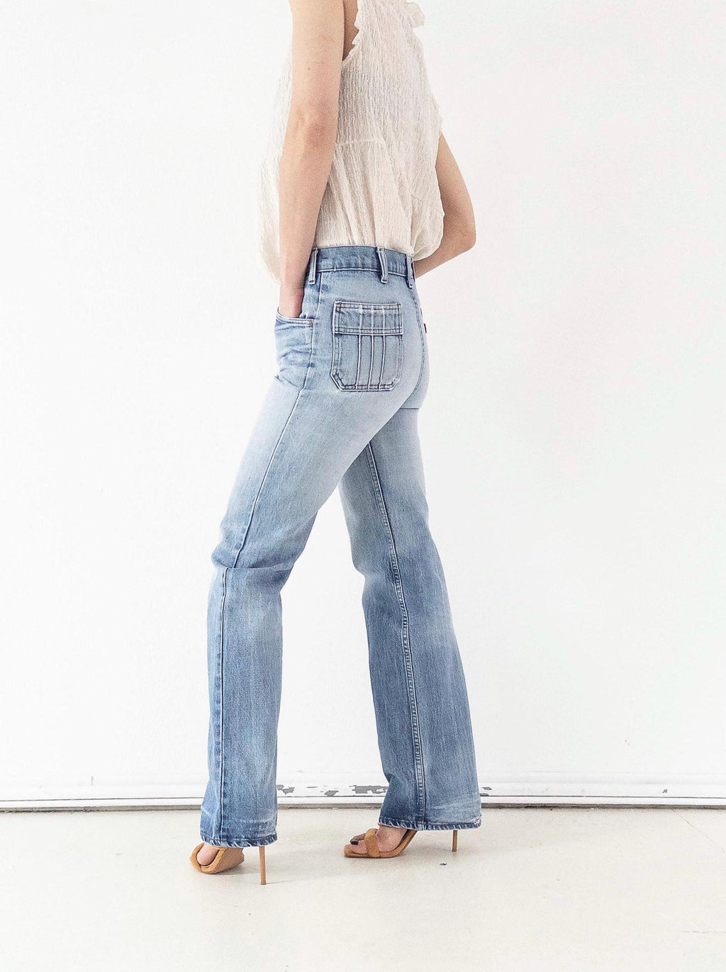 Levis Jeans W28 W29 L35 Orange Tab 70s Vintage Made in Belgium Fade Light Blue Distressed Denim 1978