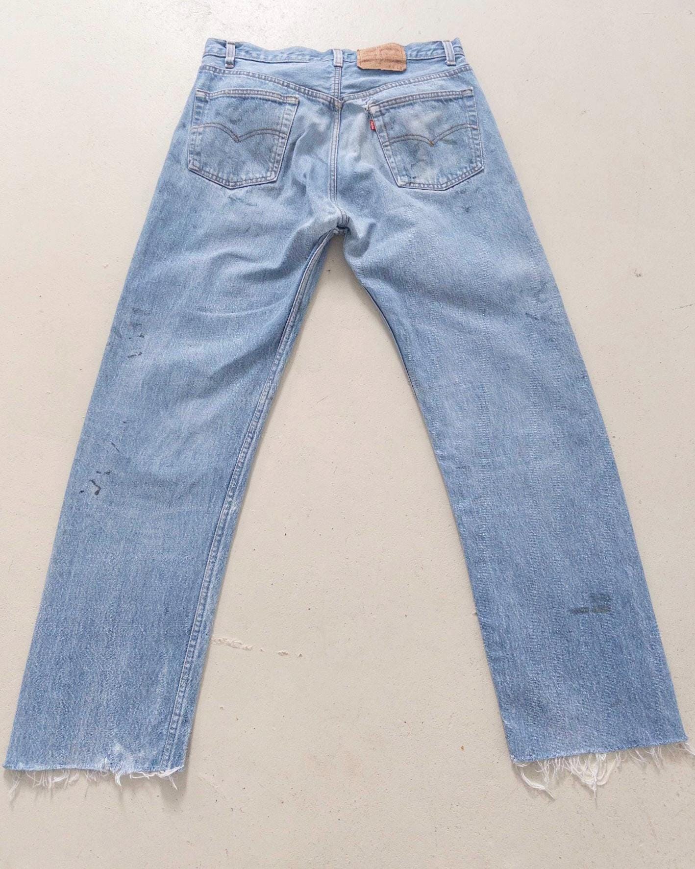 Levis 501 Jeans W31 W32 L32 80s Vintage Made in USA Paint Splattered Light Wash Denim 1986