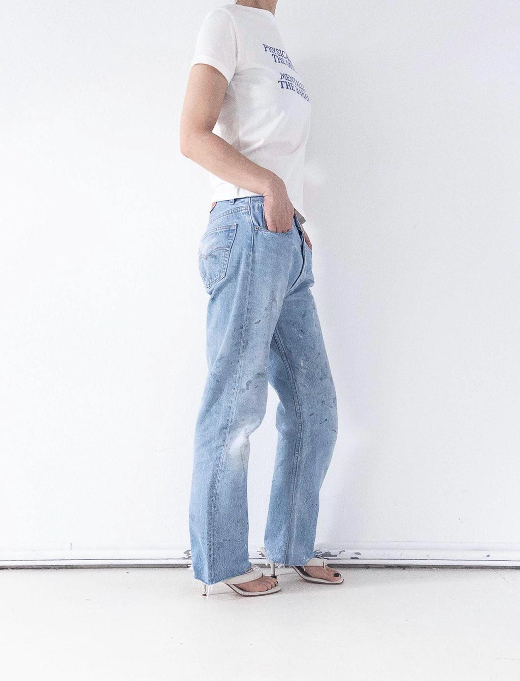 Levis 501 Jeans W31 W32 L32 80s Vintage Made in USA Paint Splattered Light Wash Denim 1986