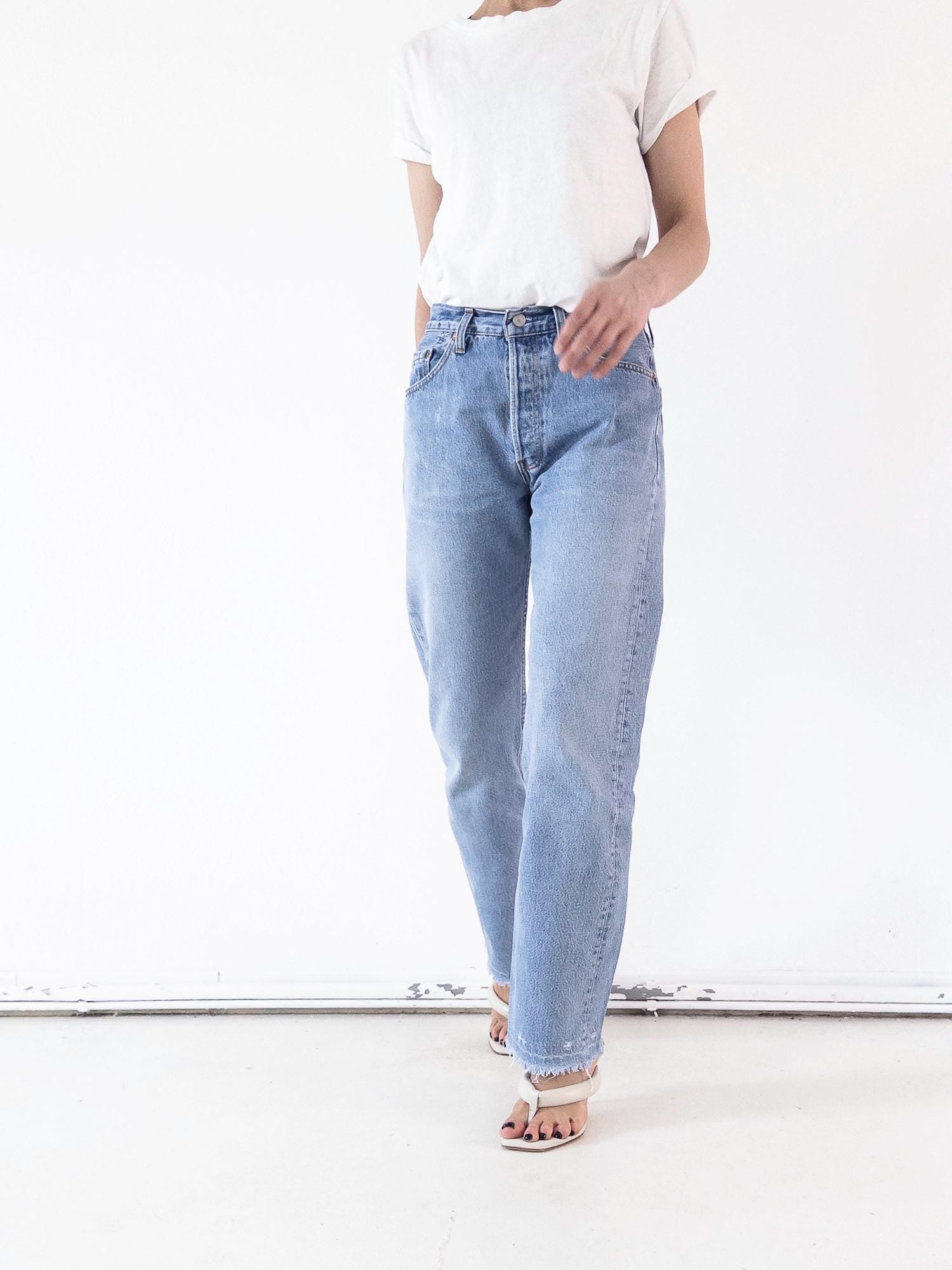 Levis 501 Jeans W28 L33 90s Vintage Made in UK Light Blue Denim 1994