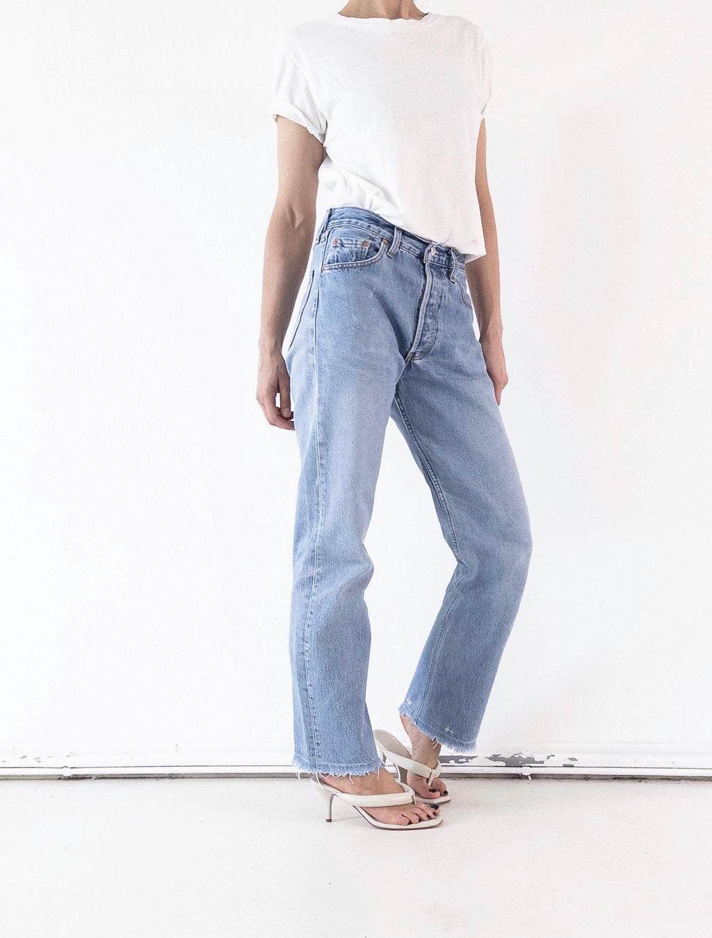 Levis 501 Jeans W28 L33 90s Vintage Made in UK Light Blue Denim 1994