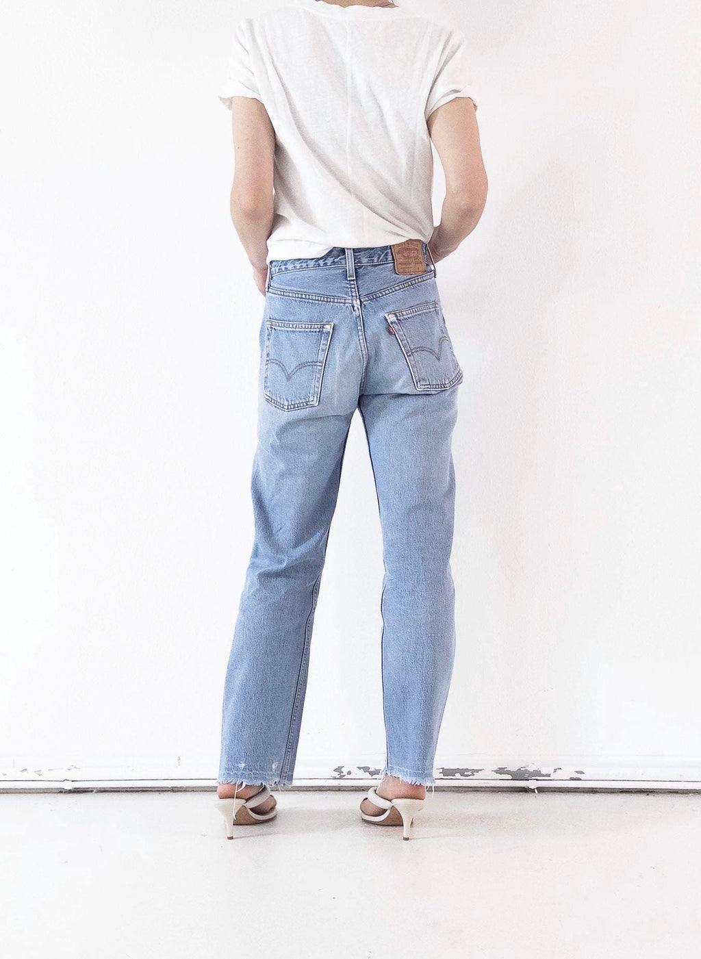 Levis 501 Jeans W28 L33 90s Vintage Made in UK Light Blue Denim 1994
