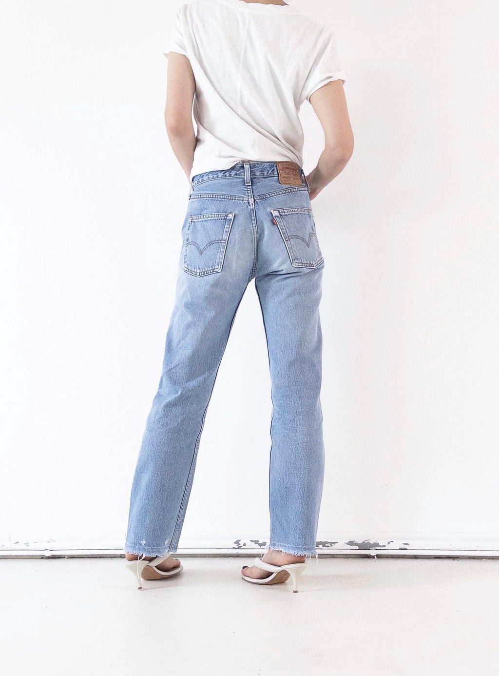 Levis 501 Jeans W28 L33 90s Vintage Made in UK Light Blue Denim 1994
