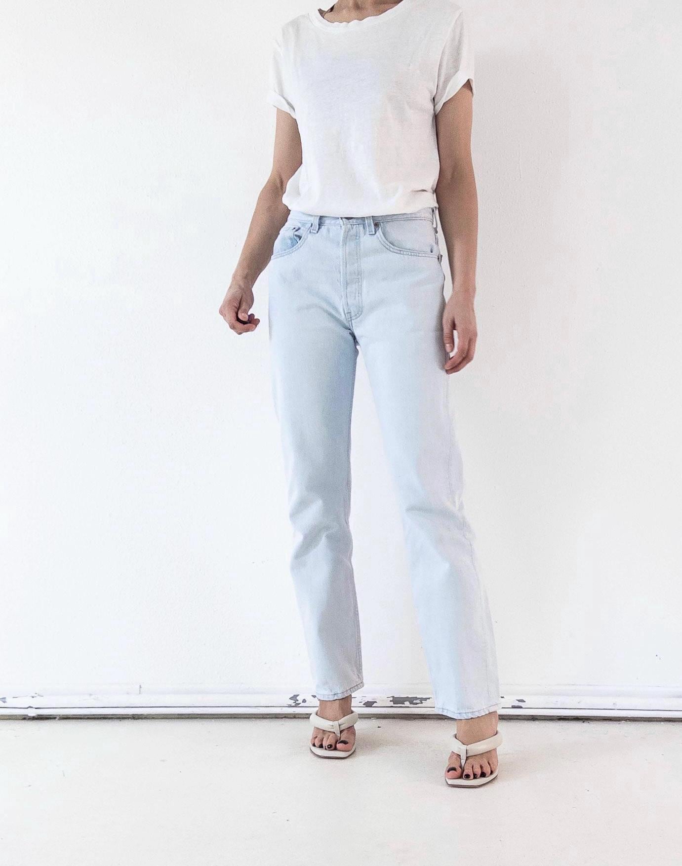 Levis 501 Jeans W28 L32 Made in USA 1994 Light Wash Iceblue Denim 90s Vintage