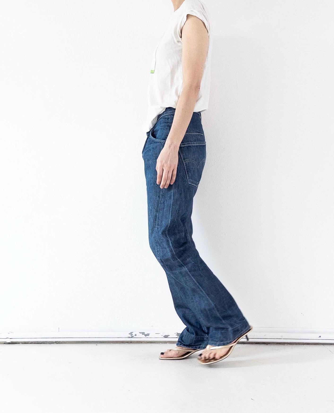 Levis Engineered Jeans W31 W34 Y2K Vintage Dark Blue Wash Button Fly Denim Made in Poland 2000