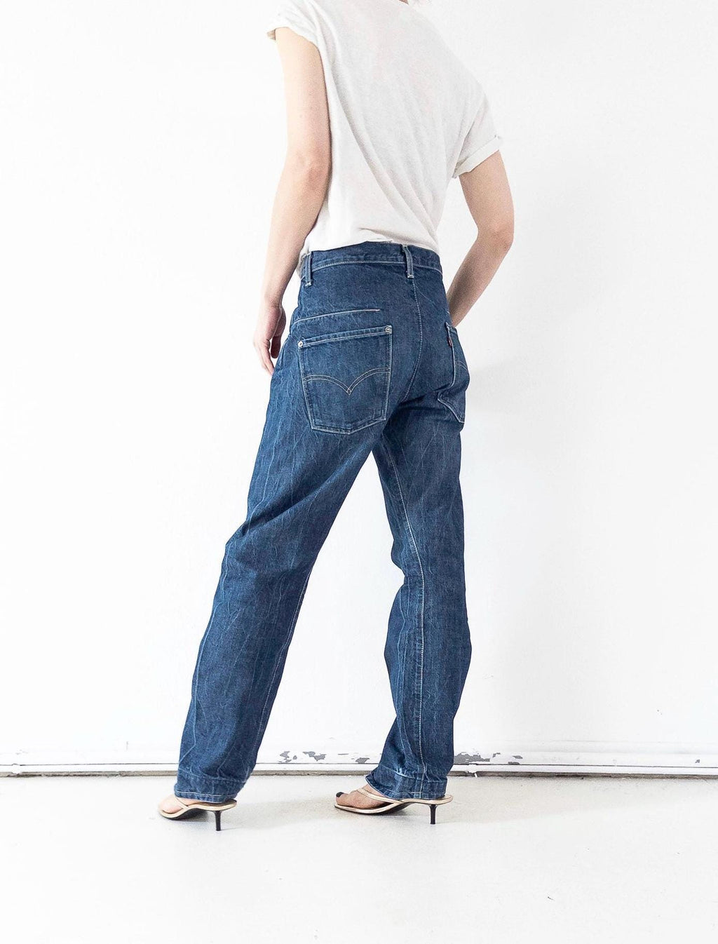 Levis Engineered Jeans W31 W34 Y2K Vintage Dark Blue Wash Button Fly Denim Made in Poland 2000